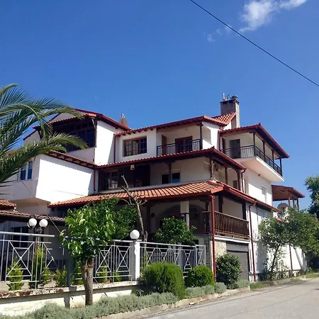 Menis Haus Apartamento *