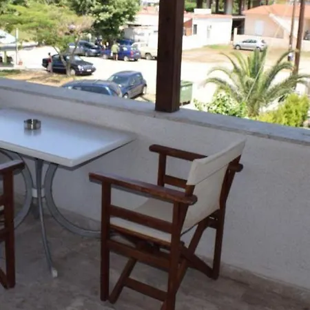 Menis Haus Apartamento *